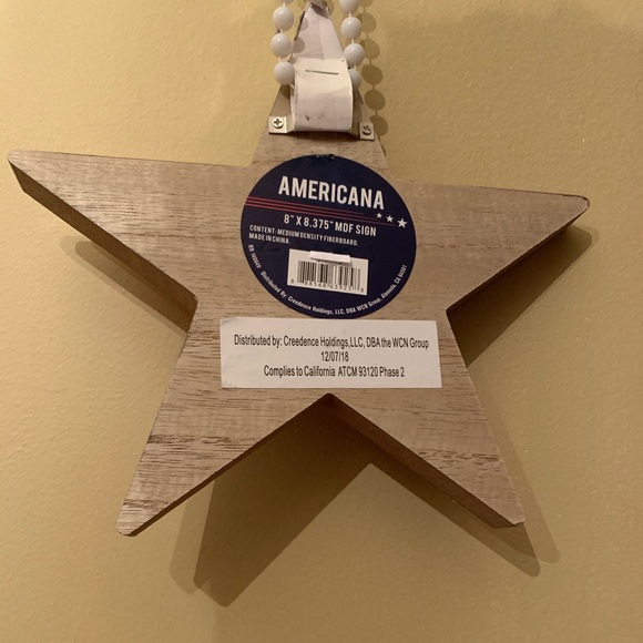 WOODEN STAR - Picture 2 of 3